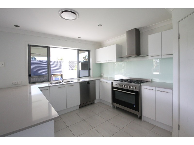 1 Wilson Pl, Gumdale QLD 4154