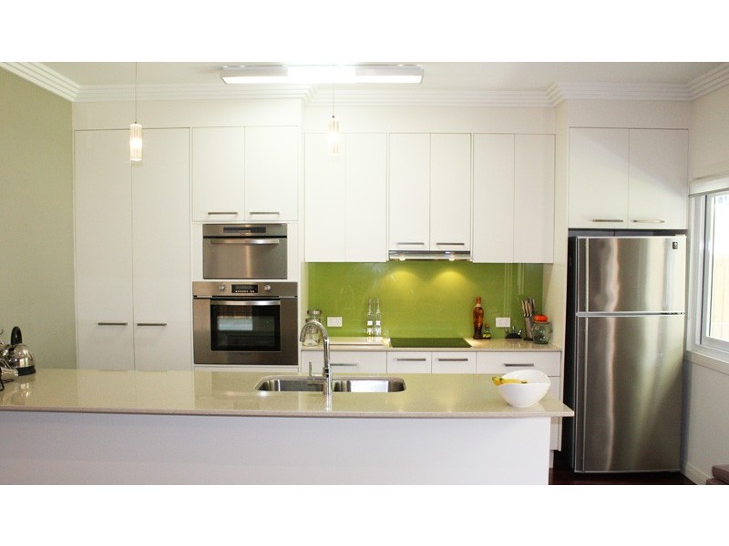 12 Brydon St, Highgate Hill QLD 4101