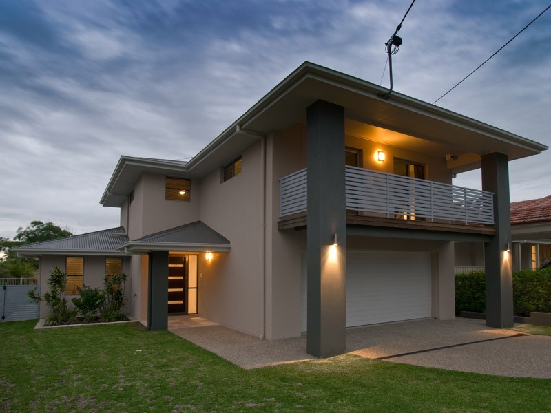 15 Wills St, Coorparoo QLD 4151