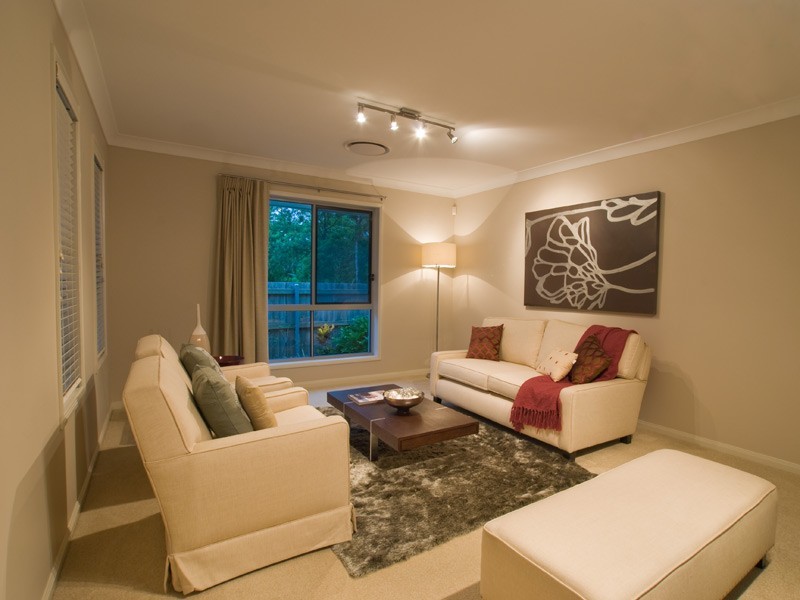15 Wills St, Coorparoo QLD 4151