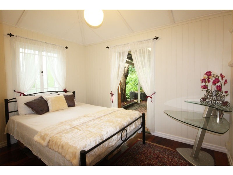 61 Bent Street, Toowong QLD 4066
