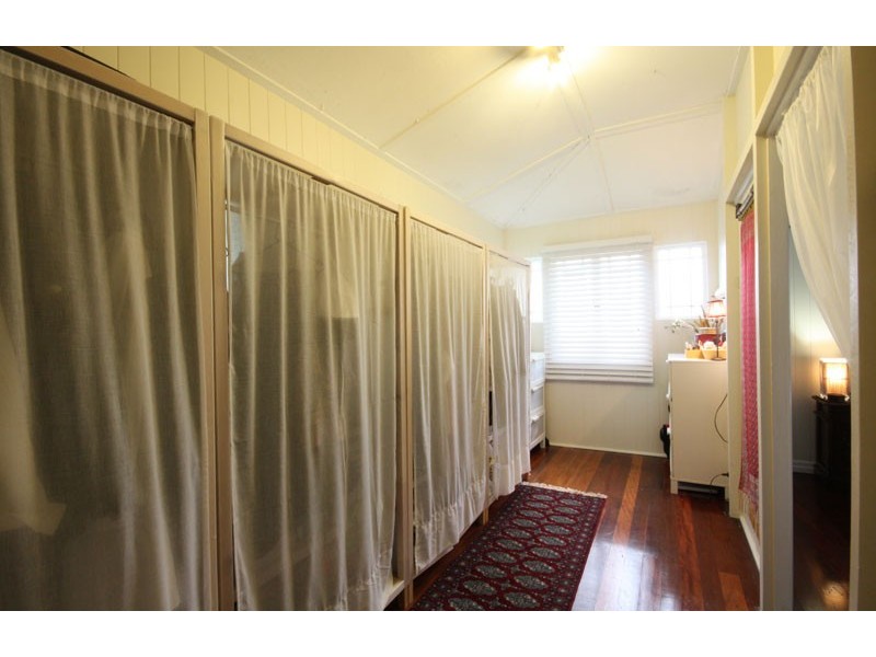 61 Bent Street, Toowong QLD 4066