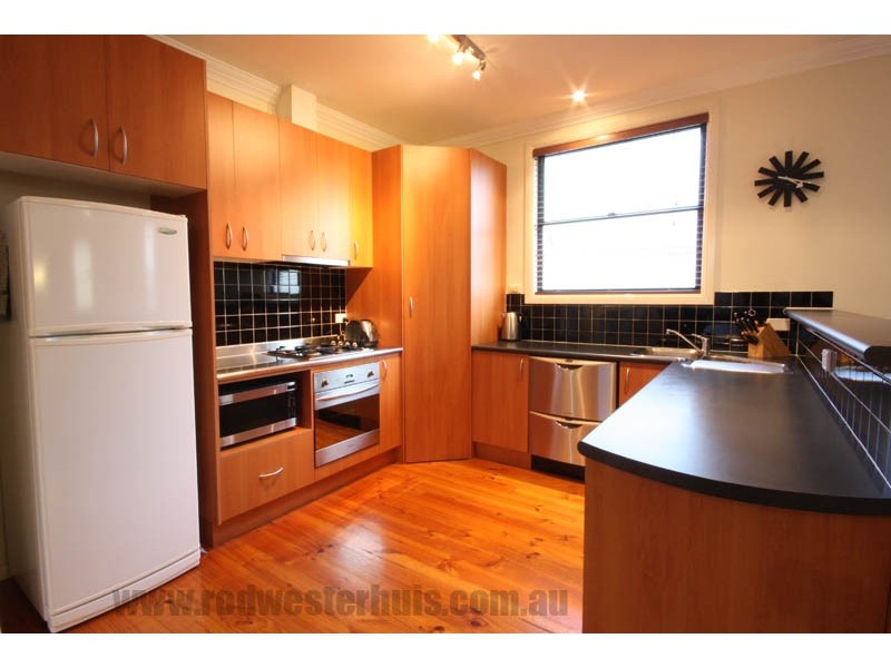 86 Brook St, Windsor QLD 4030