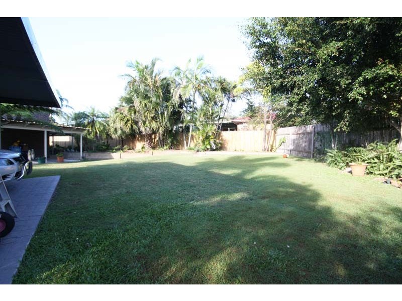 2 Elm Ct, Capalaba QLD 4157