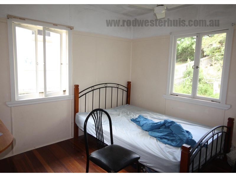 22 Walker St, Coorparoo QLD 4151