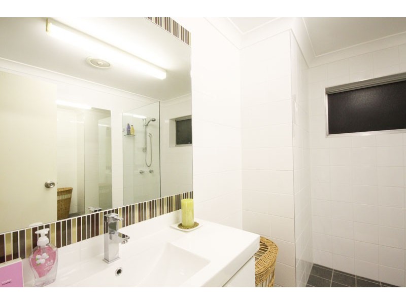 6/34 Macaulay St, Coorparoo QLD 4151