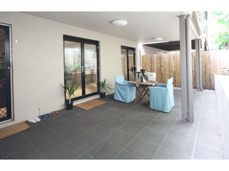1/15 Clara St, Annerley QLD 4103