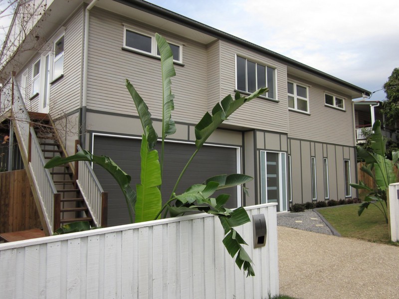 10 McDougall St, Graceville QLD 4075