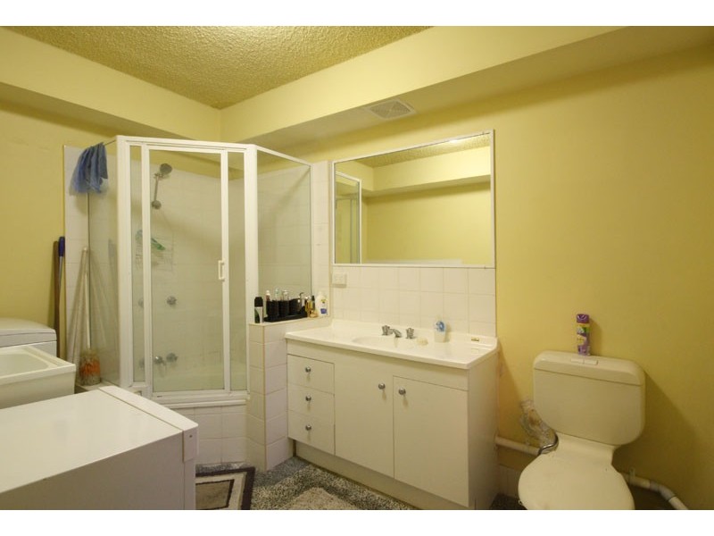 1/136 Kingsford Smith Dr, Hamilton QLD 4007