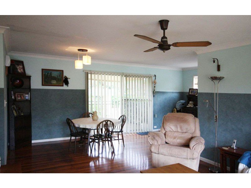 10 Roseneath Pde, Wynnum West QLD 4178