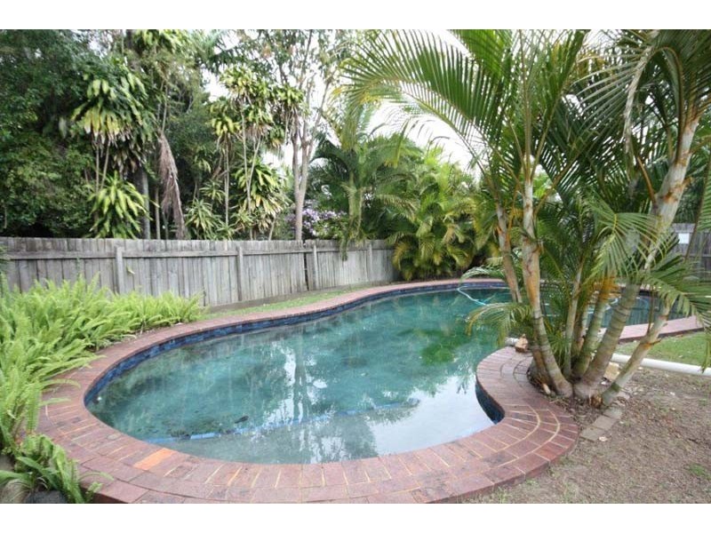 10 Roseneath Pde, Wynnum West QLD 4178