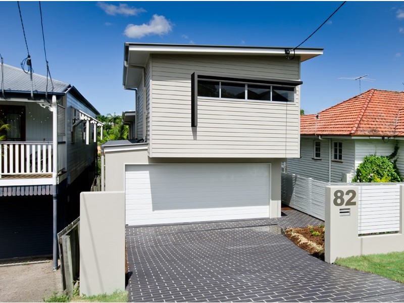 82 Raven Street, Camp Hill QLD 4152