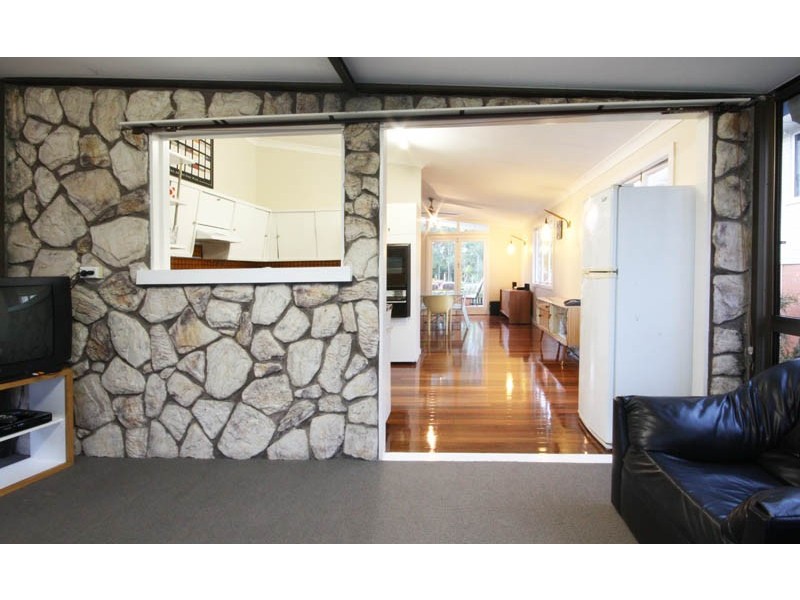 882 South Pine Rd, Everton Park QLD 4053