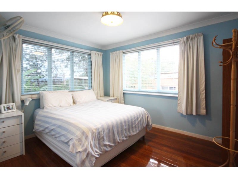 882 South Pine Rd, Everton Park QLD 4053