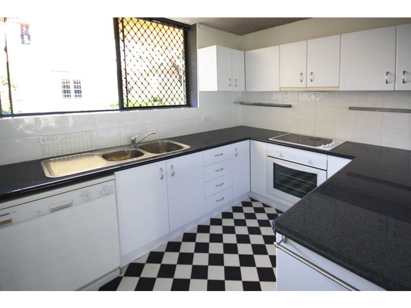 2/33 Queens Rd, Clayfield QLD 4011