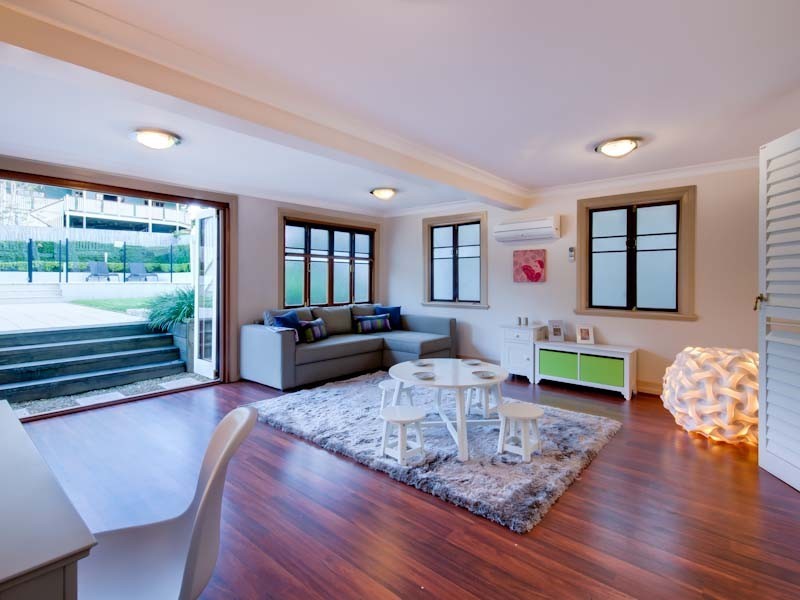 91 MacDonald St, Norman Park QLD 4170