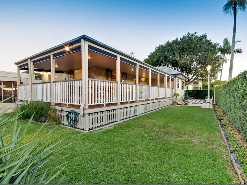 127 Picton Pde, Wynnum QLD 4178