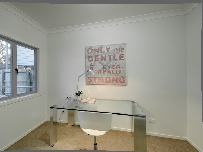 12 Perth st, Camp Hill QLD 4152