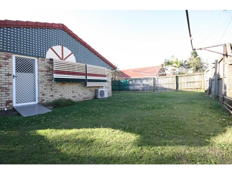 1, 2 or 3 88 Dibar Street, Wynnum QLD 4178