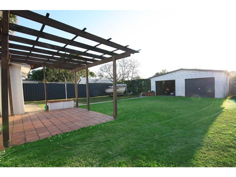 120 Junction Road, Morningside QLD 4170