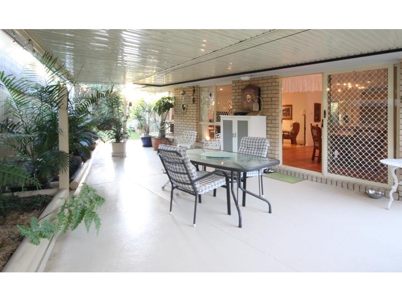 12 Ursula Place, Wynnum West QLD 4178