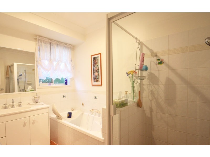 12 Ursula Place, Wynnum West QLD 4178