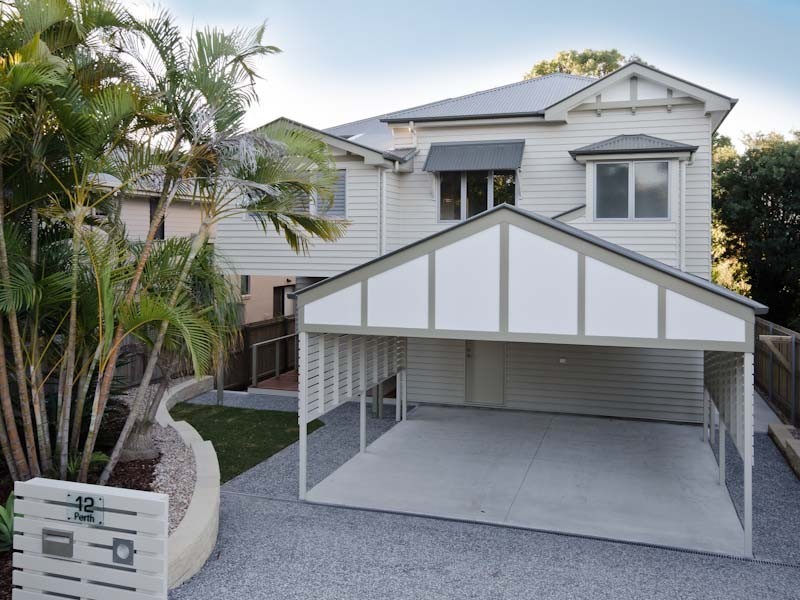 12 Perth st, Camp Hill QLD 4152