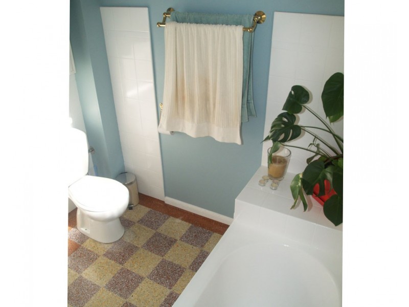 1/32 Hebe Street, Bardon QLD 4065