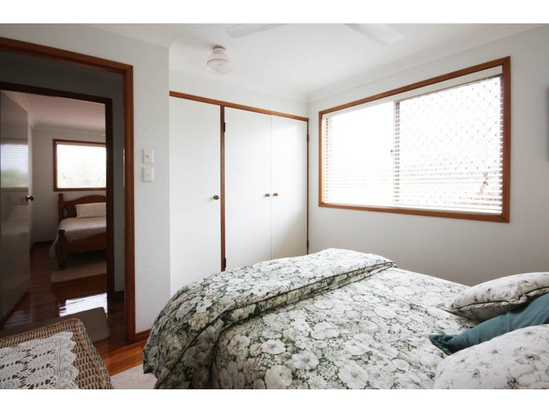 114  Cadogan Street, Carindale QLD 4152