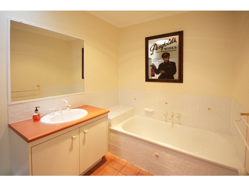 8 Barrique Ct, Thornlands QLD 4164