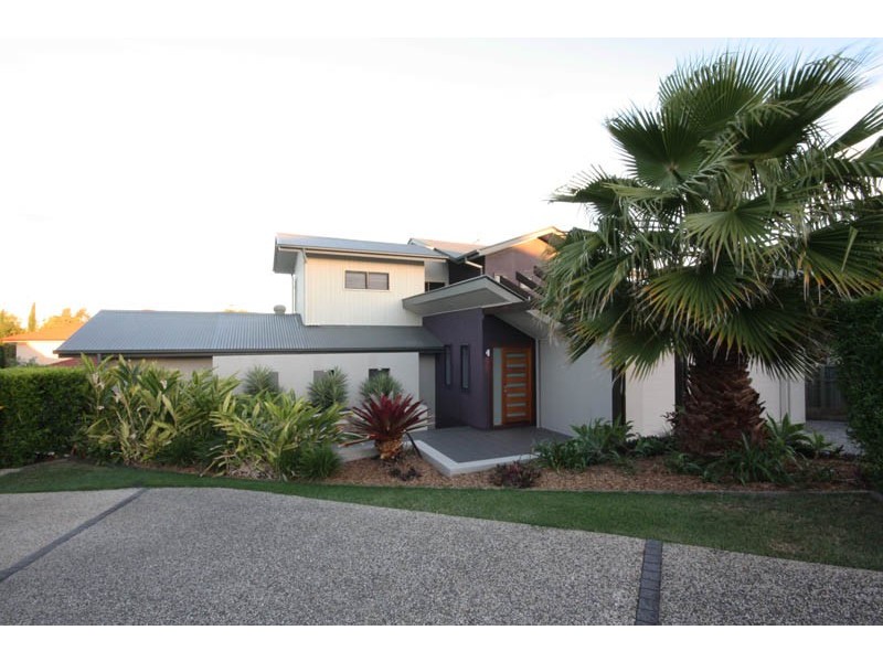 15 Little Close, Wakerley QLD 4154