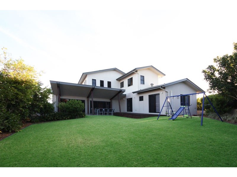 15 Little Close, Wakerley QLD 4154