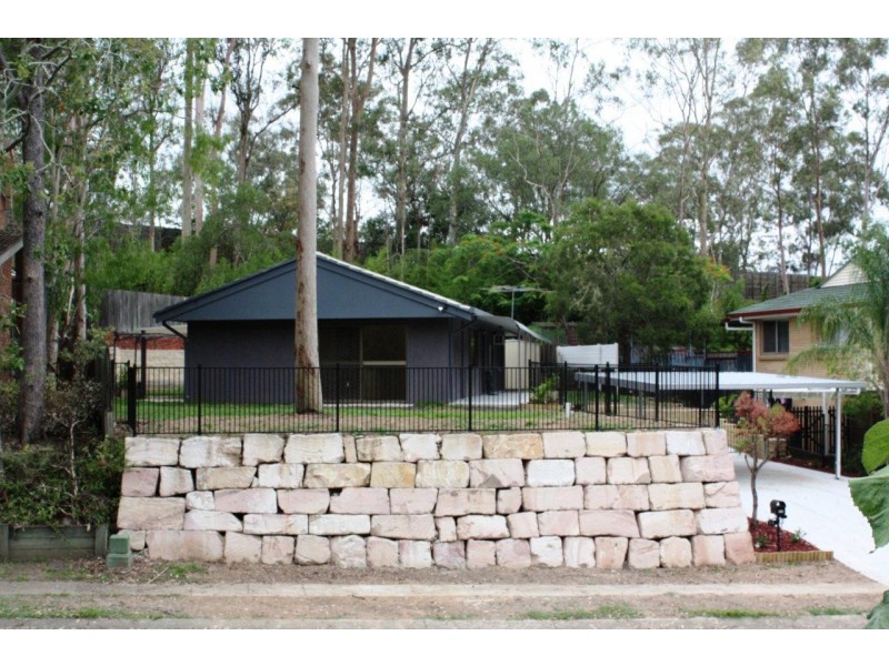 28 Lant Street, Chapel Hill QLD 4069