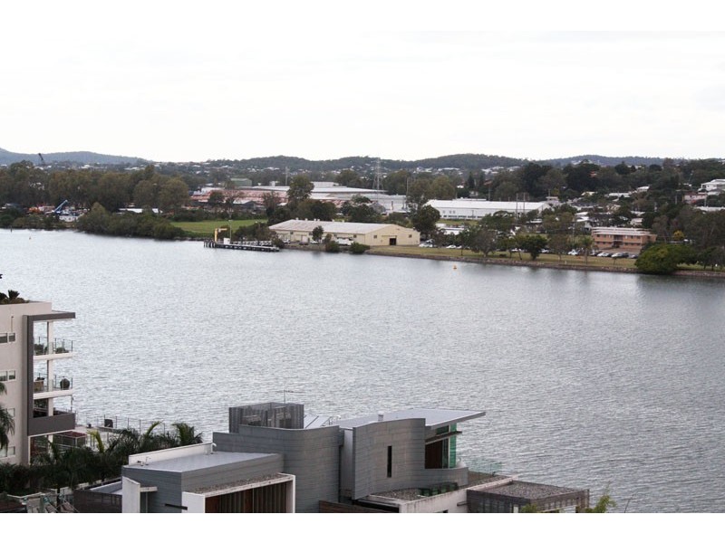 10913/ 8 Harbour Rd, Hamilton QLD 4007