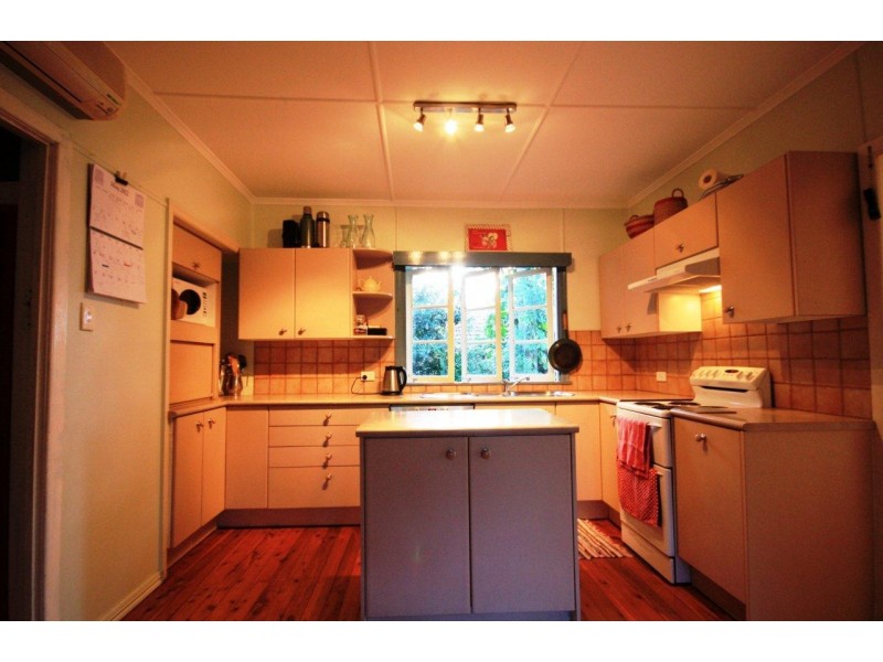 30 Kooya Road, Mitchelton QLD 4053