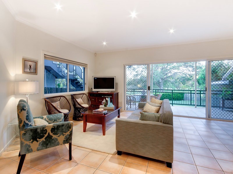 22 Tamaree Ave, Wynnum QLD 4178