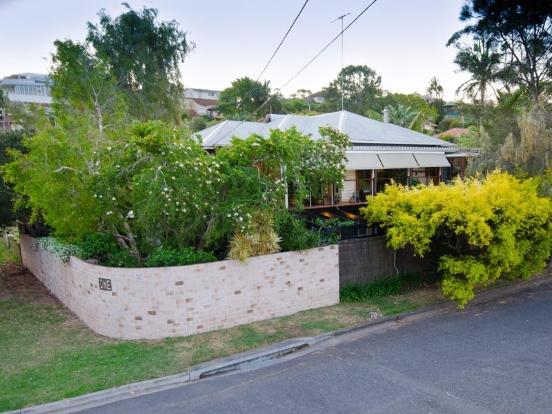 1 Warra St, Wynnum QLD 4178