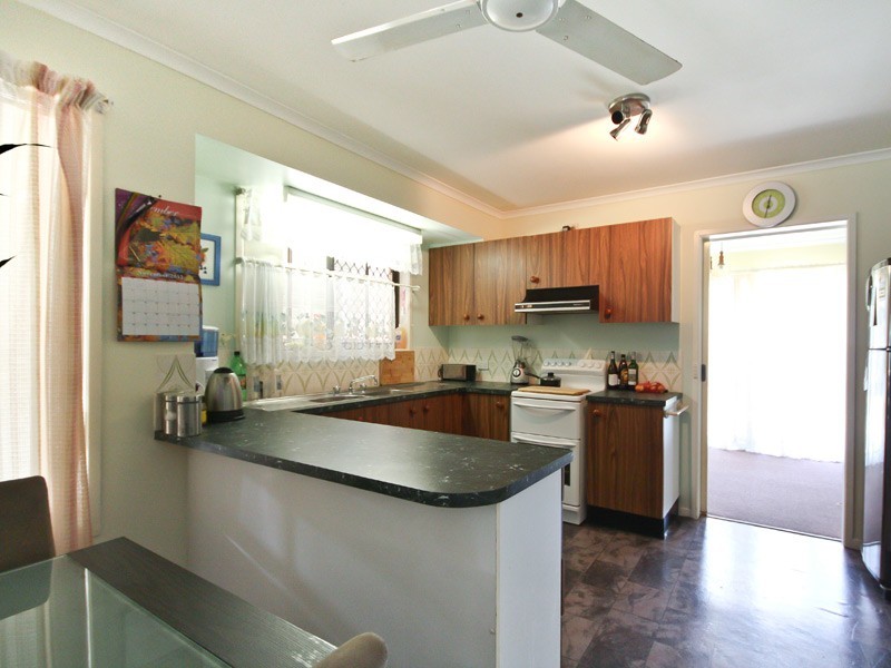 10 Seymour St, Deception Bay QLD 4508