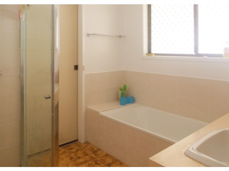 10 Seymour St, Deception Bay QLD 4508