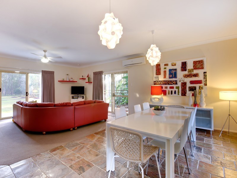 281 Grassdale Rd, Gumdale QLD 4154