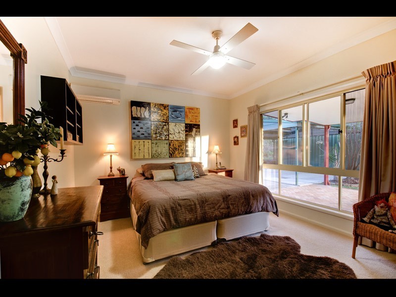 281 Grassdale Rd, Gumdale QLD 4154