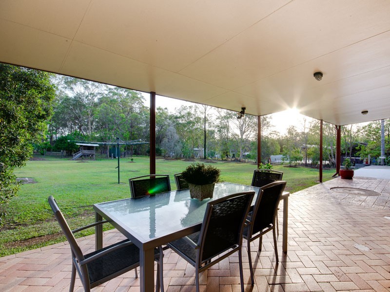 281 Grassdale Rd, Gumdale QLD 4154