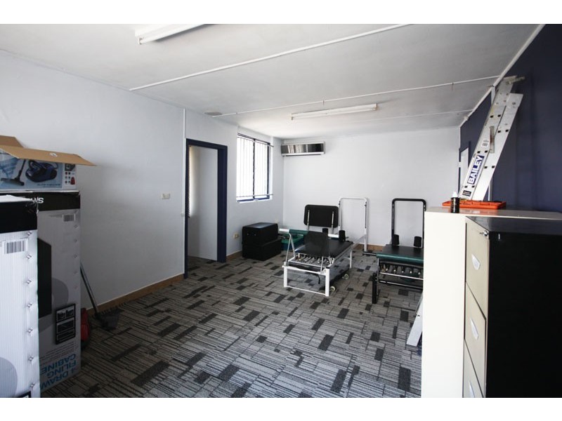 1183 Logan Rd, Holland Park West QLD 4121