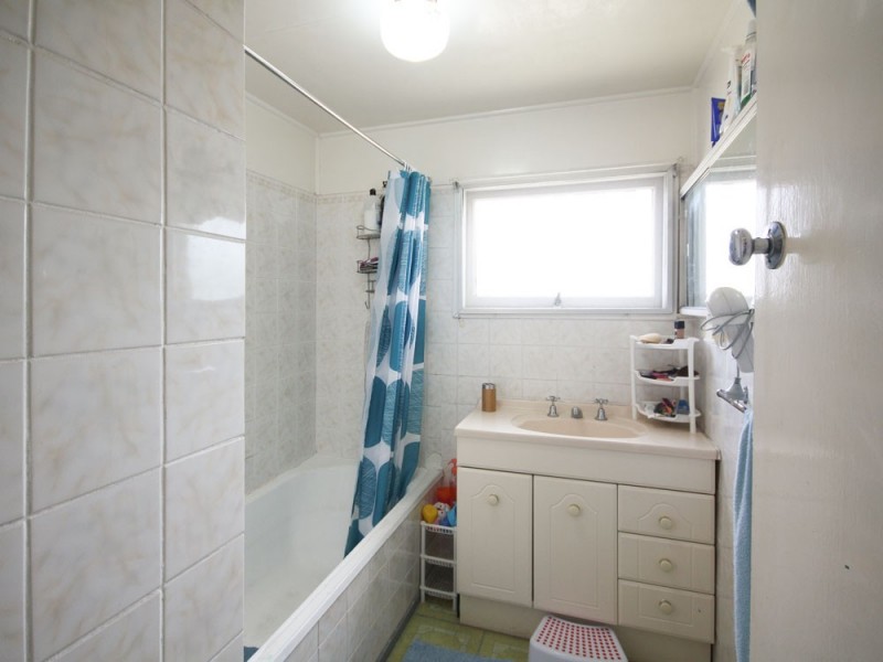 10 Akala St, Camp Hill QLD 4152