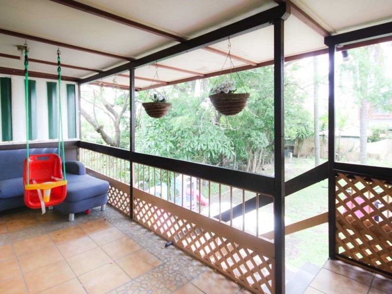 10 Akala St, Camp Hill QLD 4152