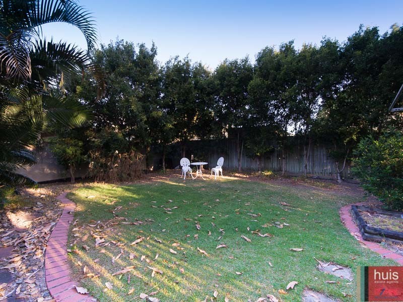 5 Lockyer St, Camp Hill QLD 4152