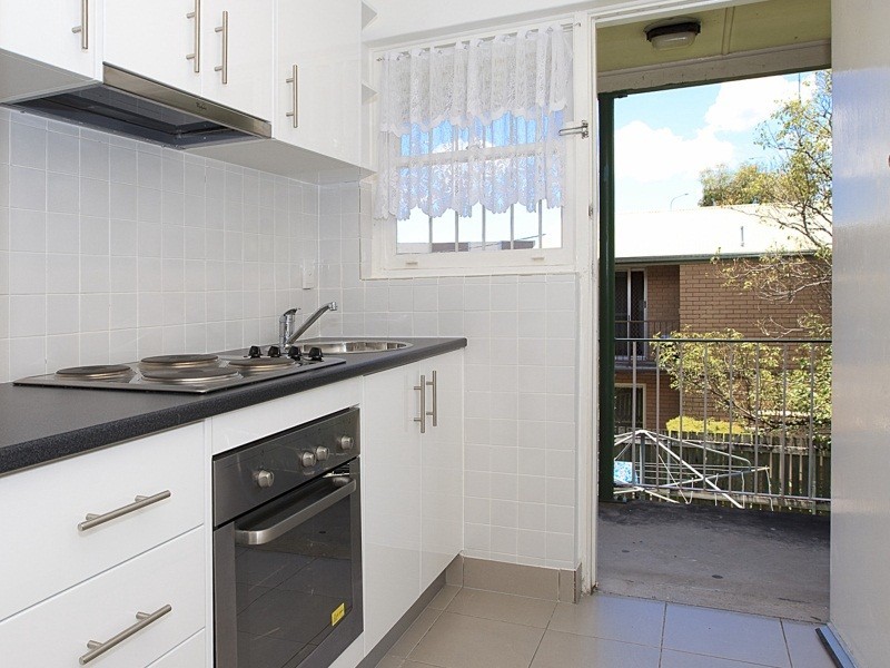 7C 2 Carl Street, Woolloongabba QLD 4102