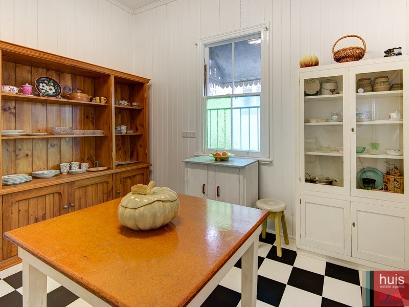 32 Martin St, Woolloongabba QLD 4102