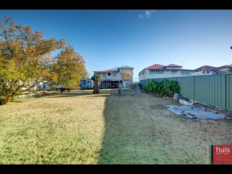 32 Martin St, Woolloongabba QLD 4102