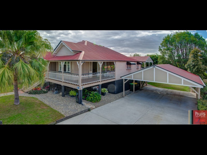 81 Brookfield Rd, Kedron QLD 4031